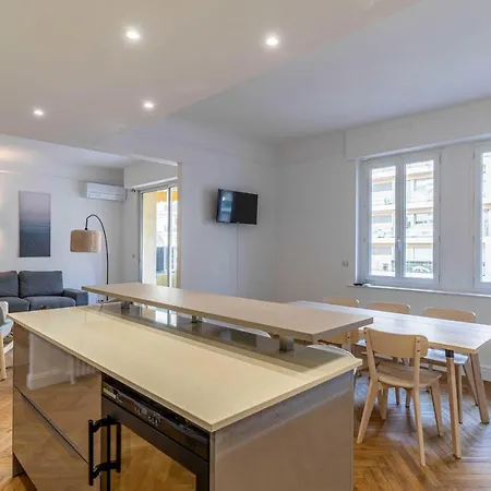 Renovated 80m2 6p 2br - Palm Beach Apartment